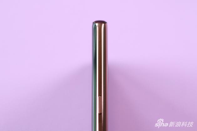 三星Note9上手体验:外观小变,S Pen太亮眼!