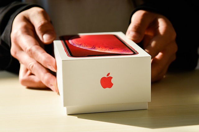 iPhone XR红色好看吗 苹果iPhone XR红色版图赏