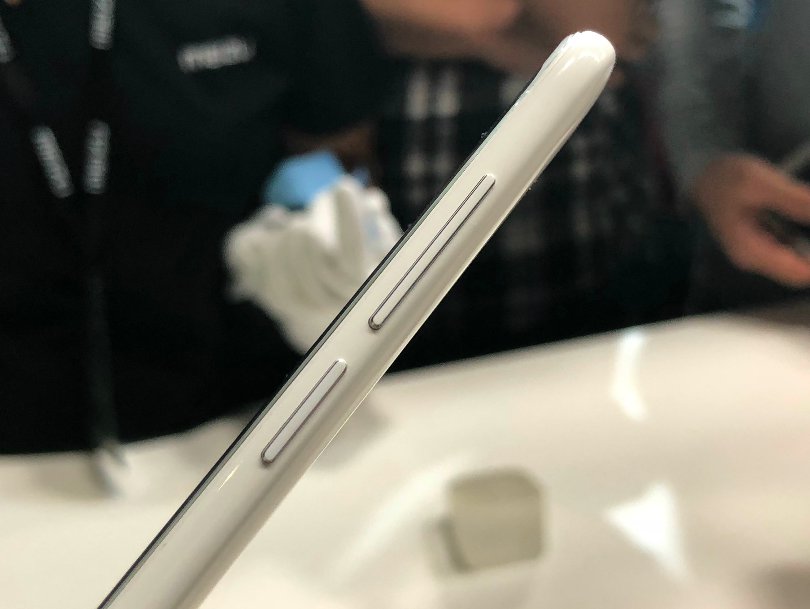 魅族16X白色好看吗 魅族16X汝窑白图赏