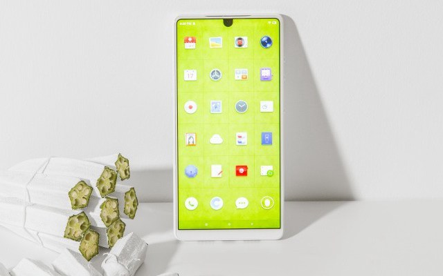 坚果R1白色真漂亮 高清精美图赏