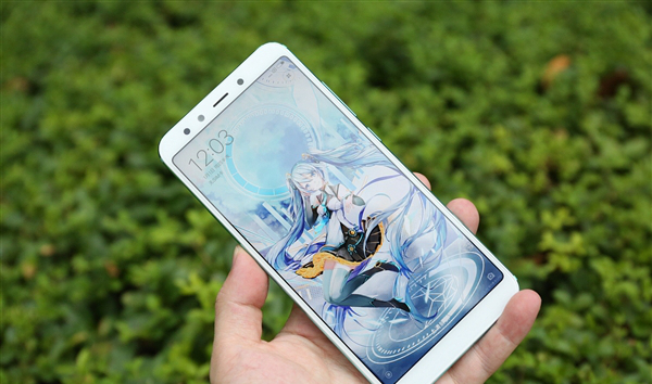 小米6X初音未来限量版开箱图赏：二次元少女心