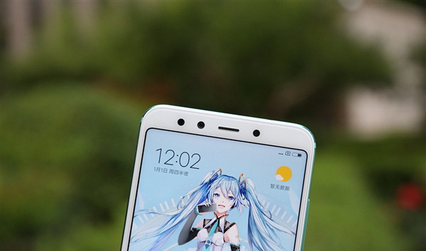小米6X初音未来限量版开箱图赏：二次元少女心