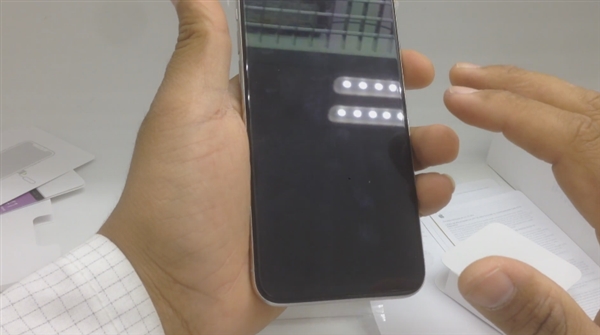 iPhoneX全球首发开箱：开机体验越用越爱！