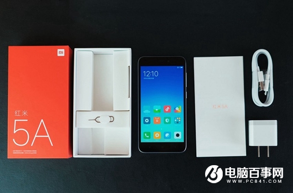 红米5A怎么装卡/插卡 红米5A SIM卡安装教程