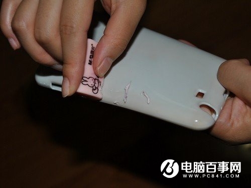 手机壳发黄用什么能洗白？一招帮你清洗如初！