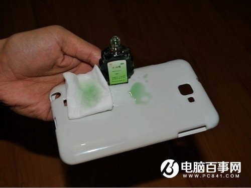 手机壳发黄用什么能洗白？一招帮你清洗如初！