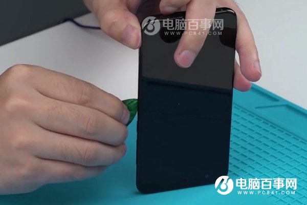 小米6后盖怎么打开 小米6拆后盖教程