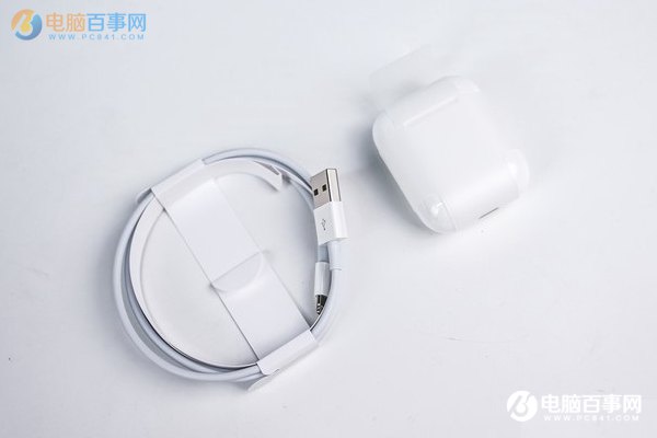 Airpods怎么充电 苹果Airpods无线耳机充电教程