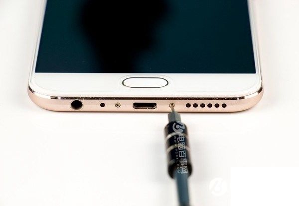 vivo x9后盖怎么打开 可以换吗？vivo X9后盖拆解教程