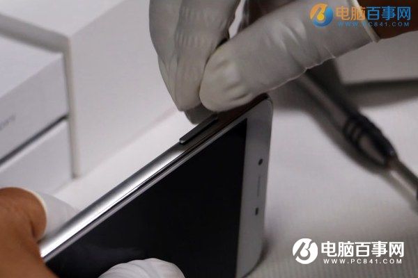 魅蓝3S后盖能打开吗 怎么打开？魅蓝3S后盖拆解方法